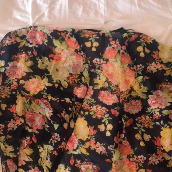 Kimono - Picture 2 of 2